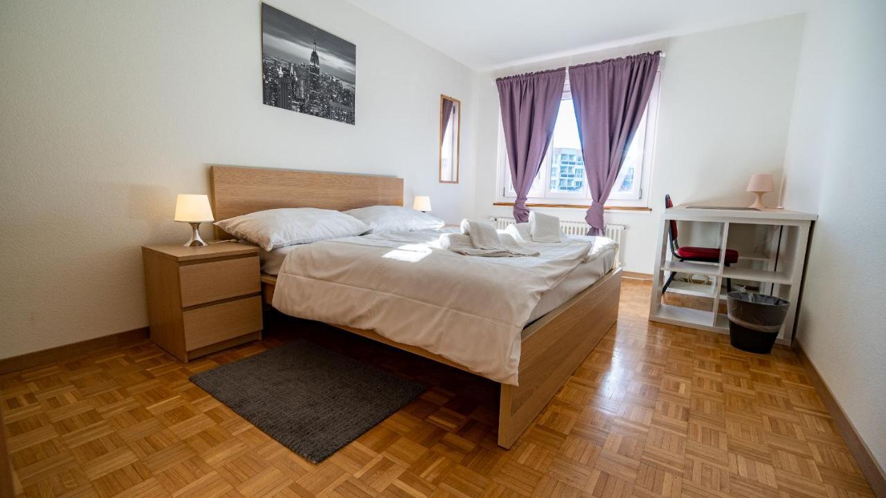 Los Lorentes Residences Bulle Room photo